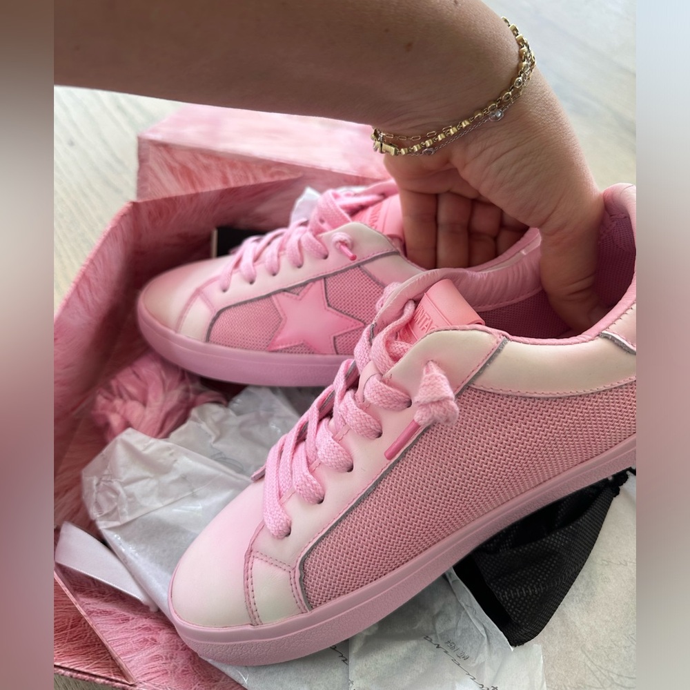 Brand new vintage Havana pink sneakers 8.5